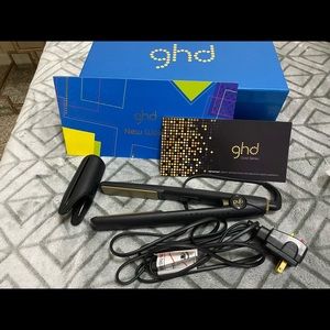 GHD New Wave Limited Edition 1"
